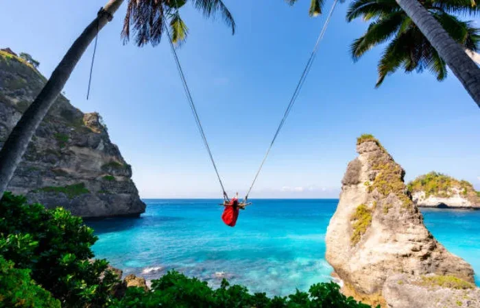 Diamond Beach Swing Bali